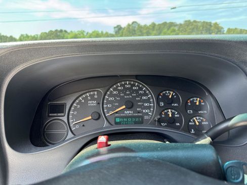 Used 2002 Chevrolet Silverado 1500 LS w/ Off-Road Chassis Pkg AWD/4WD image 4