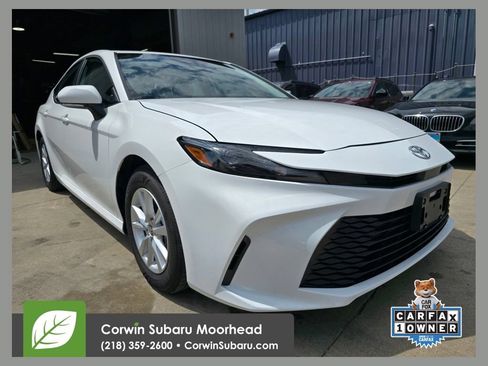 Used 2026 Toyota Camry LE w/ Convenience Package FWD image 1