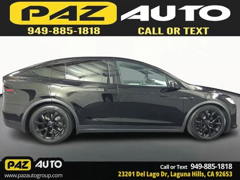 Used 2022 Tesla Model X Plaid image 6