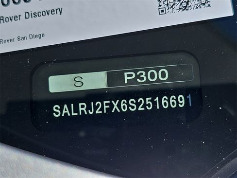 New 2025 Land Rover Discovery S image 38