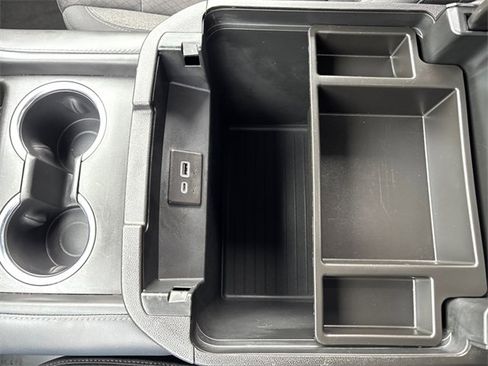 Used 2023 GMC Yukon XL SLE image 23