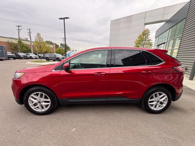 Certified 2024 Ford Edge SEL w/ Convenience Package AWD/4WD image 8