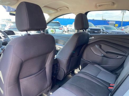 Used 2017 Ford Escape SE AWD/4WD image 14
