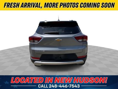 Used 2023 Chevrolet TrailBlazer LT w/ Convenience Package AWD/4WD image 9