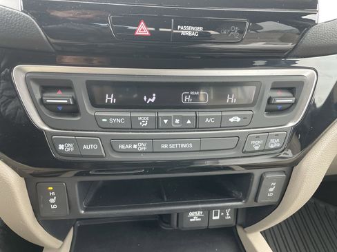 Used 2019 Honda Ridgeline RTL-E image 23