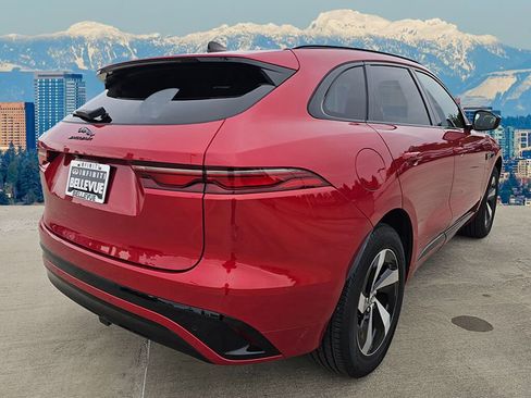 Used 2024 Jaguar F-PACE R-Dynamic S image 7
