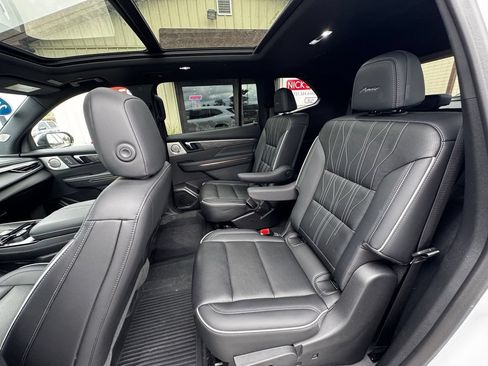 Used 2025 Buick Enclave Avenir w/ Trailering Package, 5000 lbs. AWD/4WD image 43