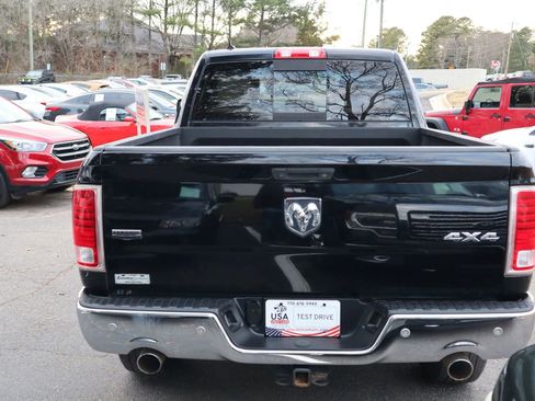 Used 2014 RAM 1500 Laramie w/ Convenience Group image 5