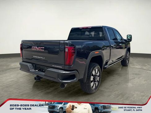 New 2025 GMC Sierra 2500 Denali w/ Denali Reserve Package image 11
