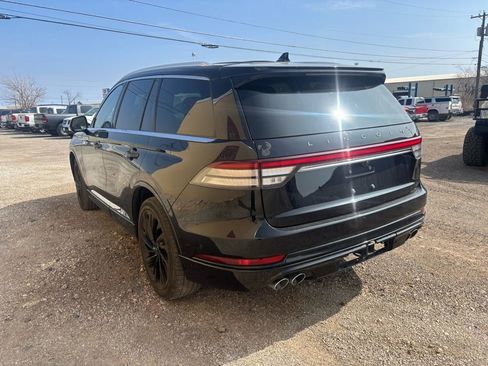 Used 2021 Lincoln Aviator Reserve w/ Equipment Group 210A image 6