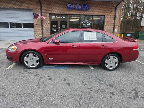 Used 2009 Chevrolet Impala SS w/ Convenience Package image 2