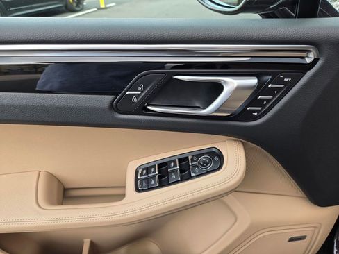 New 2026 Porsche Macan AWD/4WD image 21