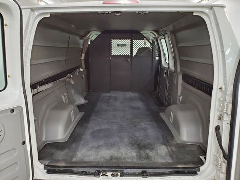 Used 2006 Ford E-150 and Econoline 150 image 21