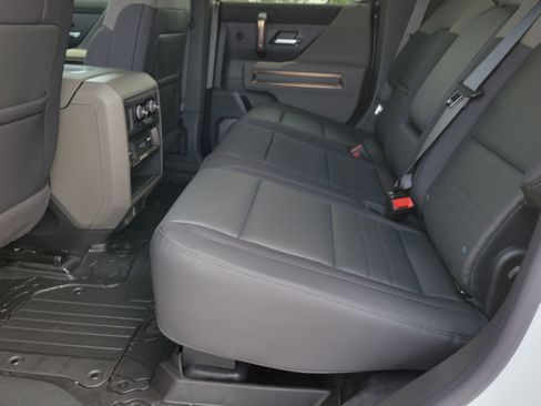 New 2025 GMC Hummer EV 3X w/ Extreme Off-Road Package AWD/4WD image 8