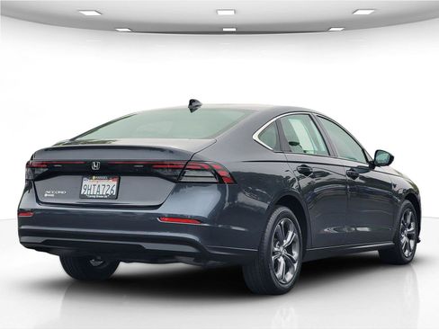 Used 2023 Honda Accord EX image 6