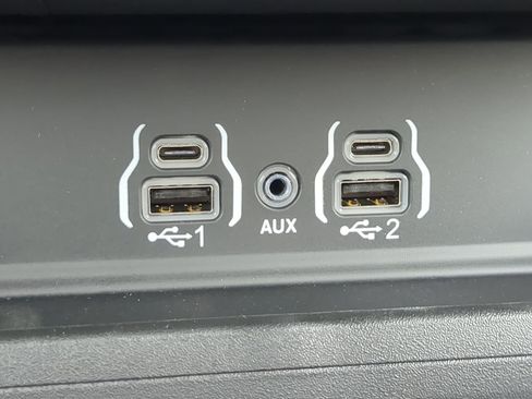 New 2026 RAM 1500 Express AWD/4WD image 19
