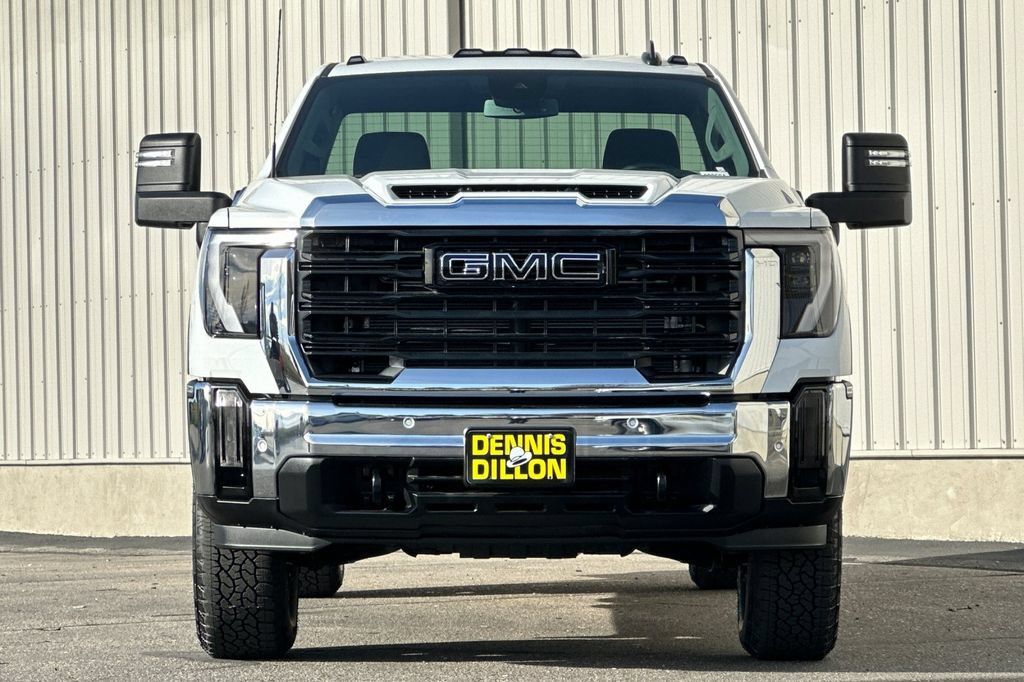 New 2025 GMC Sierra 2500 Pro w/ 1SA Pro Safety Plus Package AWD/4WD image 8