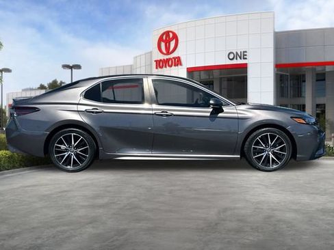 Certified 2023 Toyota Camry SE w/ Convenience Package FWD image 3