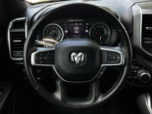Used 2022 RAM 1500 Big Horn AWD/4WD image 14