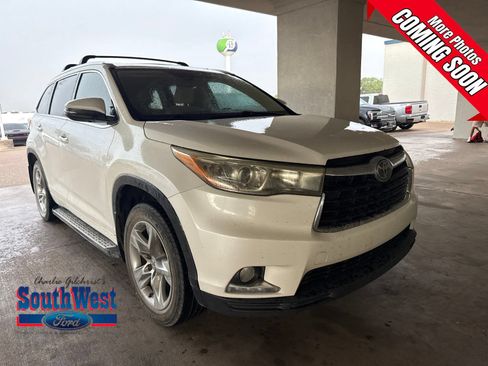 Used 2015 Toyota Highlander Limited Platinum AWD/4WD image 1