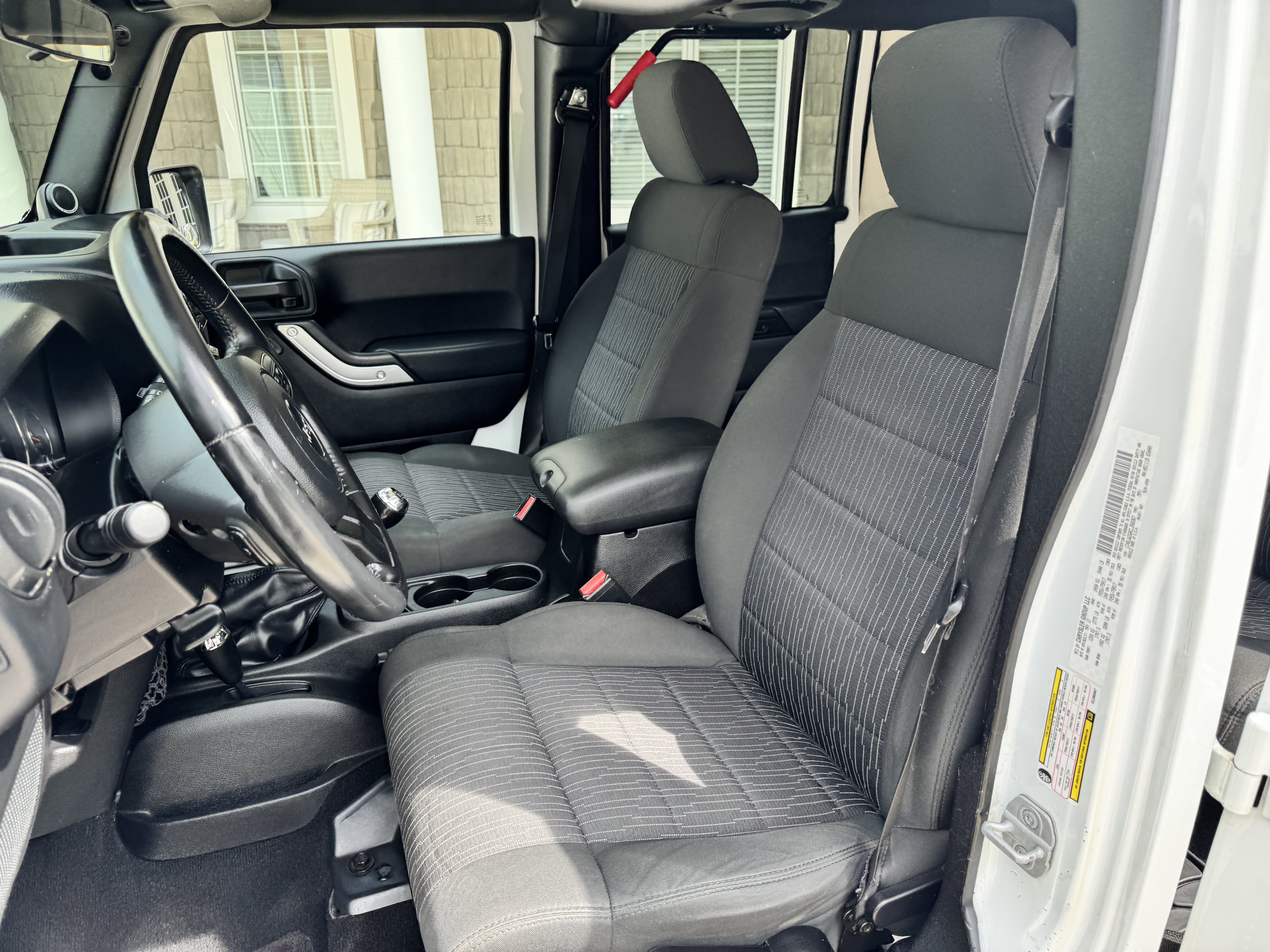 Used 2012 Jeep Wrangler Unlimited Sport AWD/4WD image 13