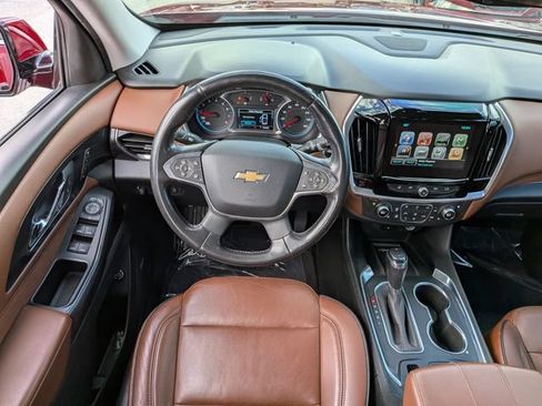 Used 2019 Chevrolet Traverse High Country AWD/4WD image 18