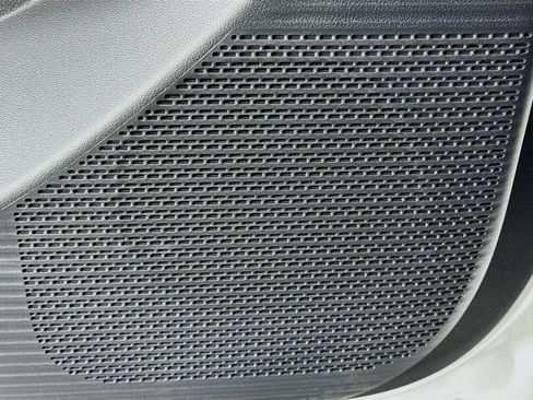 New 2026 Hyundai Santa Fe SE FWD image 18