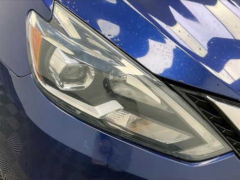 Used 2016 Nissan Sentra SR w/ SR Premium Package image 22