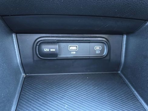Used 2024 Kia Sportage LX image 25