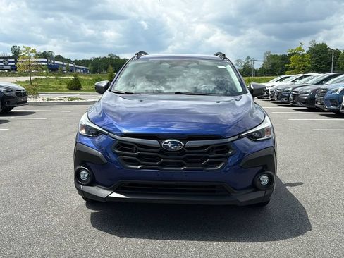 Used 2024 Subaru Crosstrek 2.0i Premium AWD/4WD image 2
