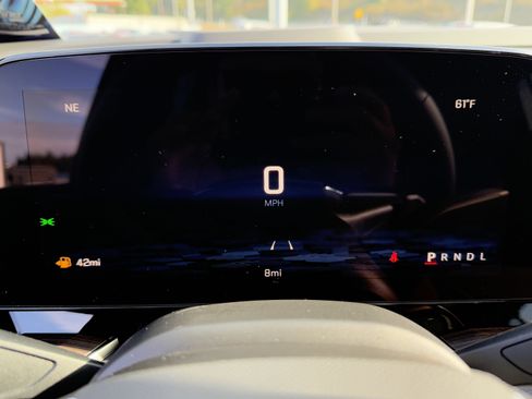 New 2026 Chevrolet Suburban Premier image 14