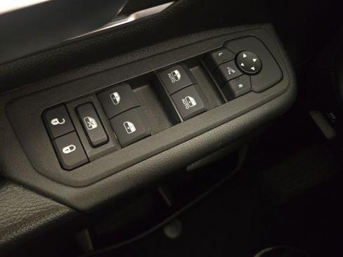 Used 2025 RAM 1500 Big Horn AWD/4WD image 27