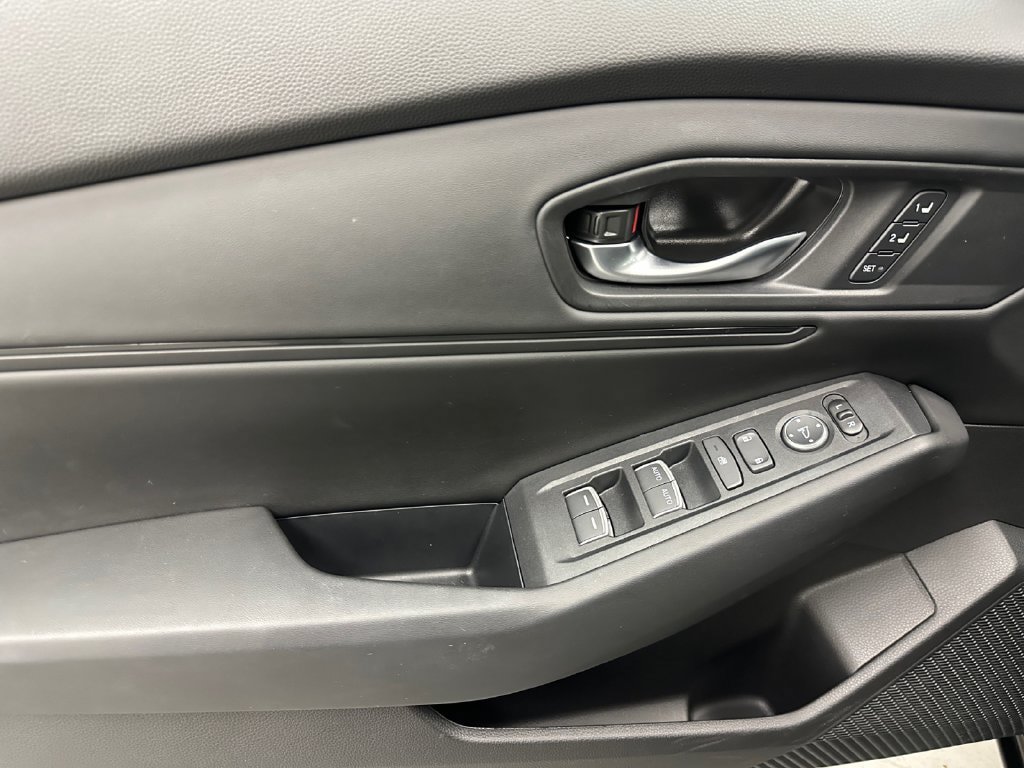 Used 2025 Honda Accord EX-L image 17