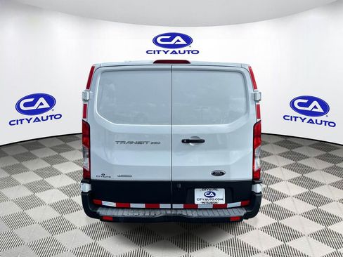 Used 2022 Ford Transit 250 Low Roof w/ Exterior Upgrade Package image 5