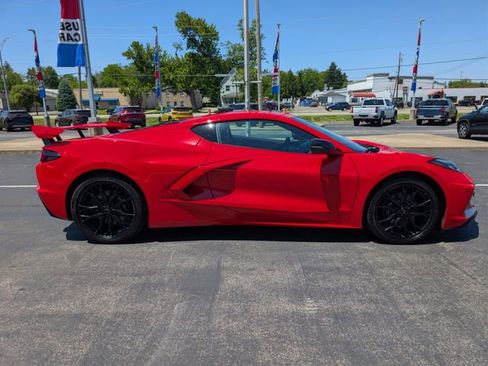 Used 2026 Chevrolet Corvette Stingray Coupe w/ Battery Protection Package RWD image 6