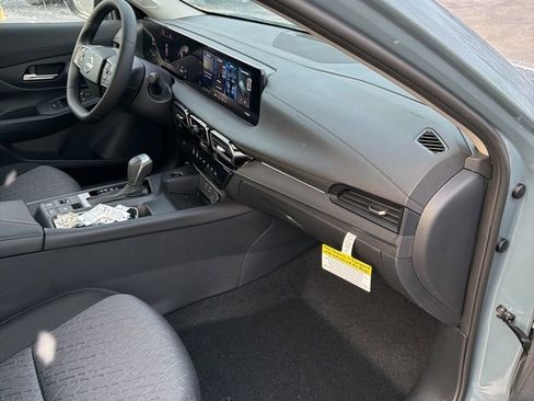 New 2026 Nissan Sentra SV image 30