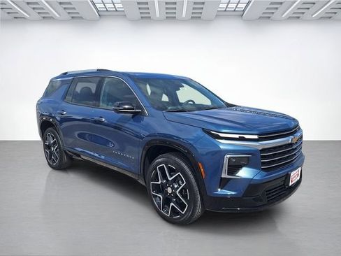 New 2026 Chevrolet Traverse High Country AWD/4WD image 2