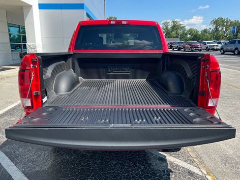 Used 2022 RAM 1500 Classic SLT AWD/4WD image 8
