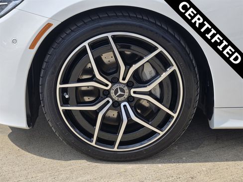 Used 2023 Mercedes-Benz E 450 Cabriolet image 12