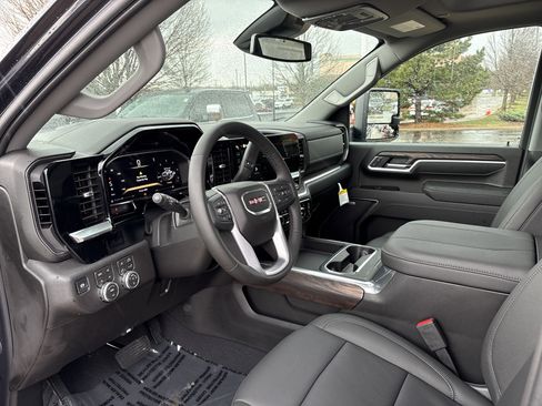 New 2026 GMC Sierra 2500 SLT w/ SLT Premium Package AWD/4WD image 13