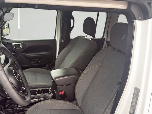 Used 2025 Jeep Wrangler Unlimited Sport AWD/4WD image 32