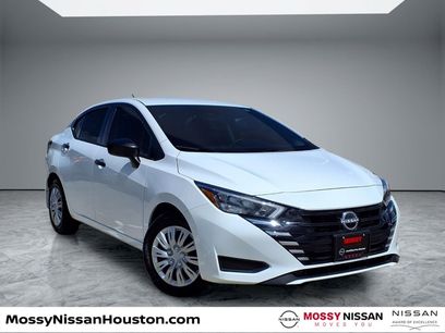 Used 2025 Nissan Versa S w/ Trunk Package