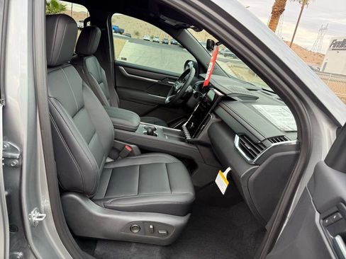 New 2026 GMC Acadia Elevation w/ Elevation Premium Package image 12