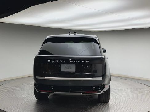 Certified 2025 Land Rover Range Rover Autobiography AWD/4WD image 3