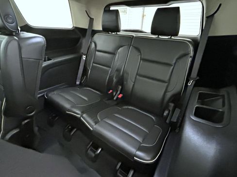 Used 2017 GMC Acadia Denali w/ Technology Package image 20
