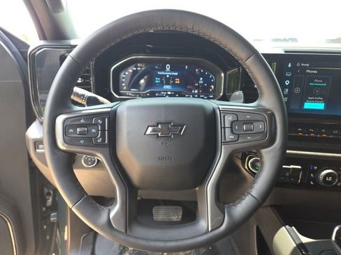 Used 2025 Chevrolet Silverado 1500 ZR2 w/ Technology Package AWD/4WD image 6