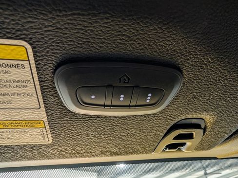 Used 2019 Jeep Wrangler Sport image 23