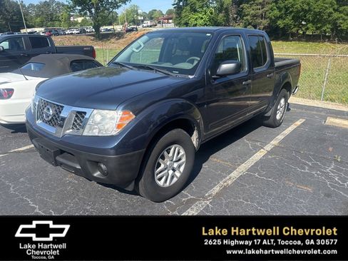 Used 2019 Nissan Frontier SV RWD image 1