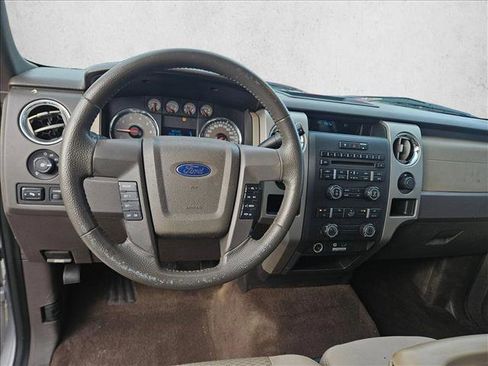 Used 2010 Ford F150 XLT image 15