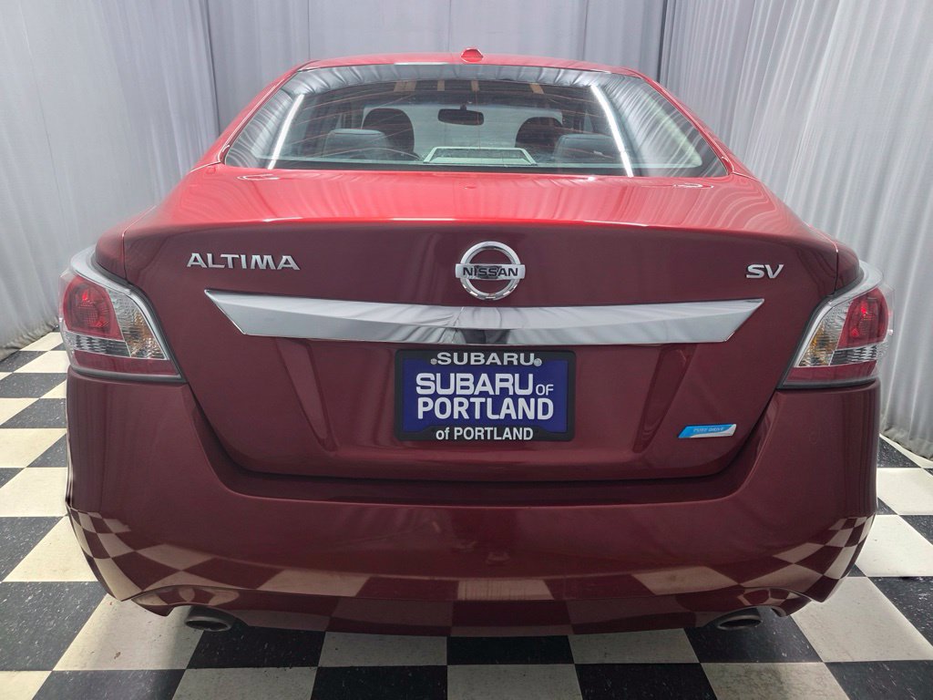Used 2014 Nissan Altima 2.5 SV w/ Convenience Package FWD image 5
